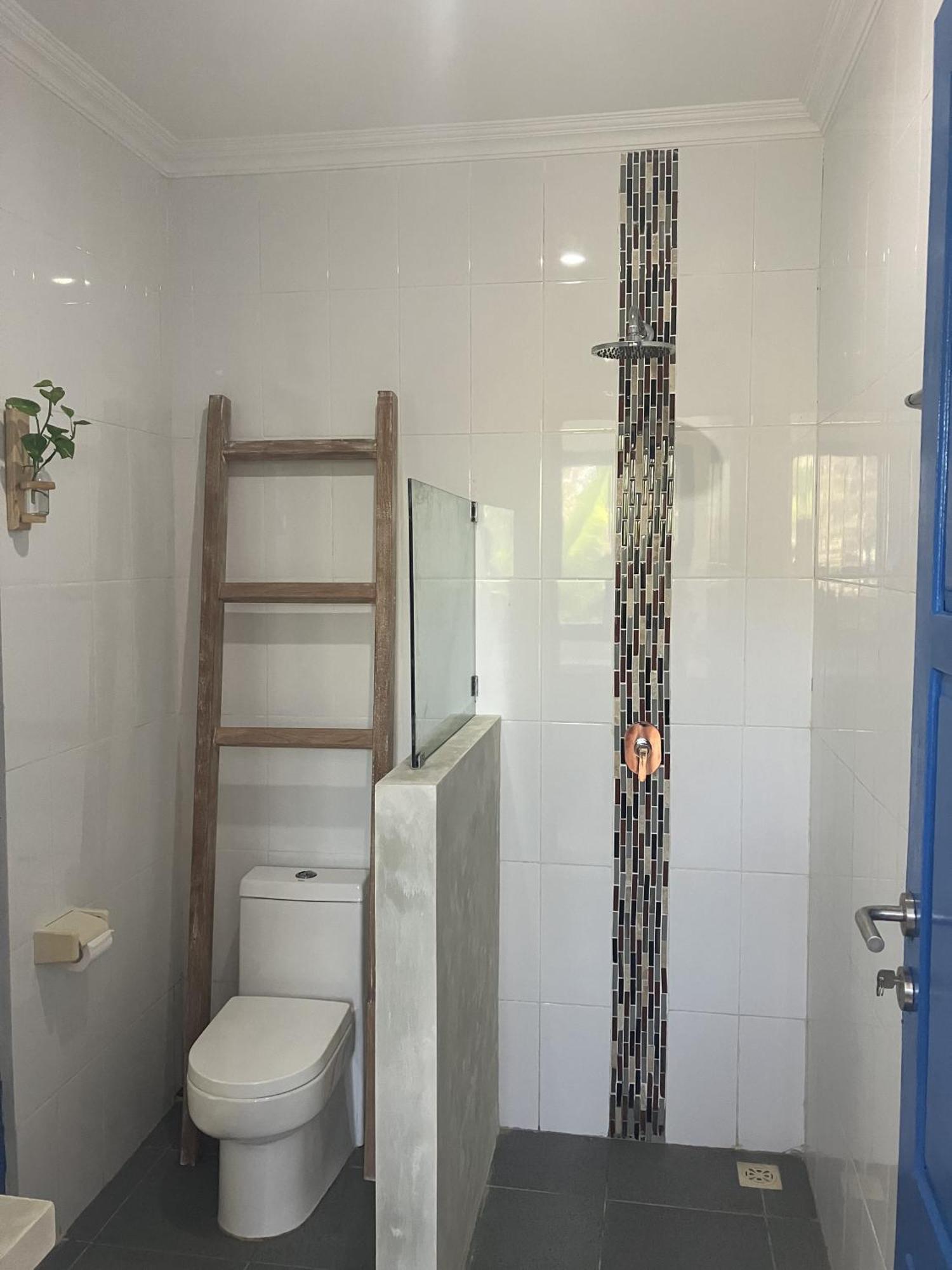 Hotel Kov Ceningan à Lembongan Extérieur photo