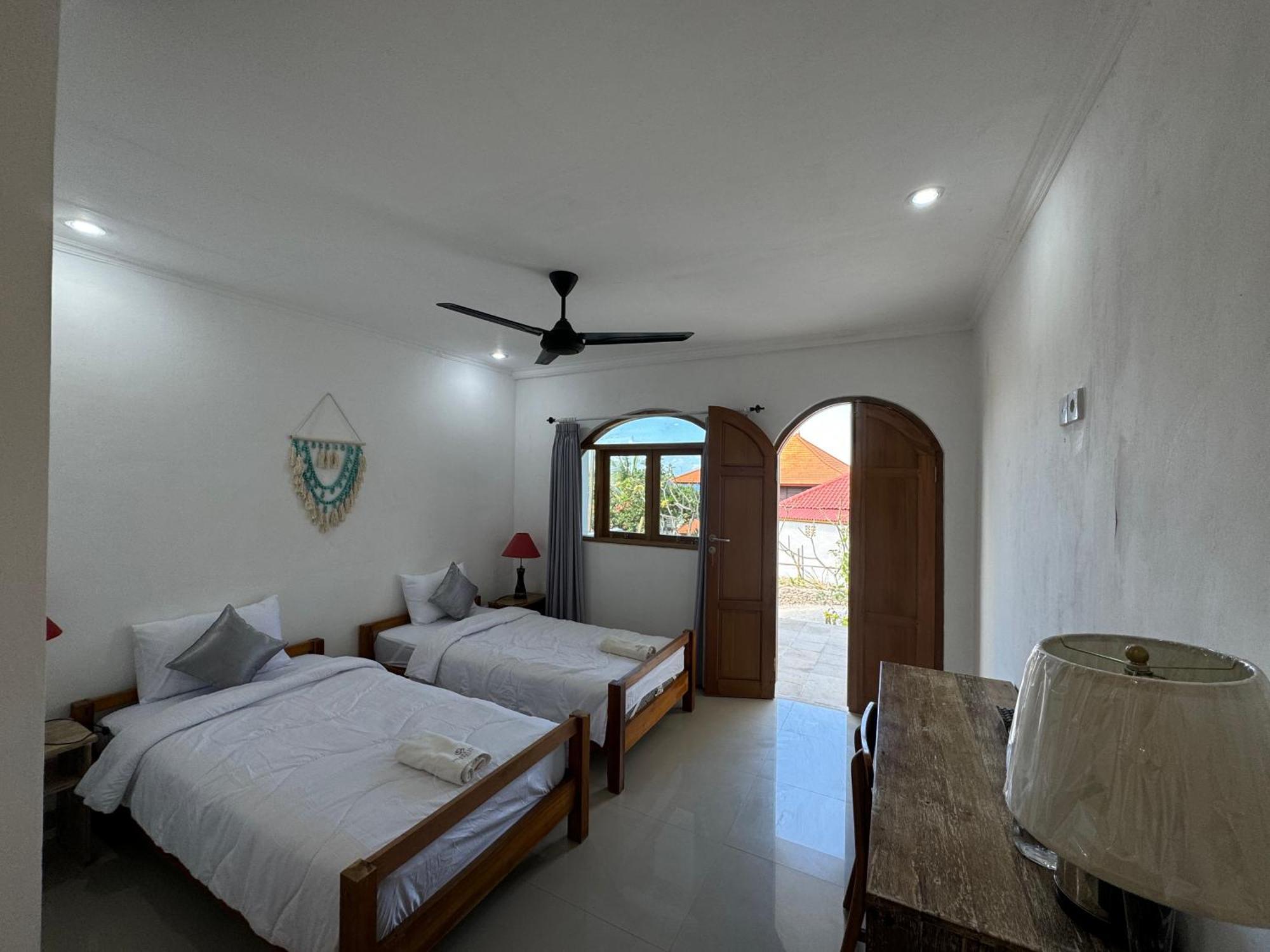 Hotel Kov Ceningan à Lembongan Extérieur photo